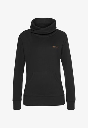 Czarna bluza z kapturem z długim rękawem, z wysokim kołnierzem, kieszenią kangura z przodu, ściągaczami na mankietach i dole oraz małym logo „Bench” na piersi.