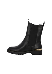 Botas de tobillo de cuero negro con paneles laterales elásticos, lengüetas y un ligero acento dorado en el talón. Suela de goma con textura para mayor tracción.
