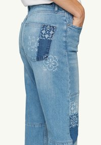 s.Oliver - Jeansy Zwężane