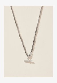 Ausgewählt, silver tone