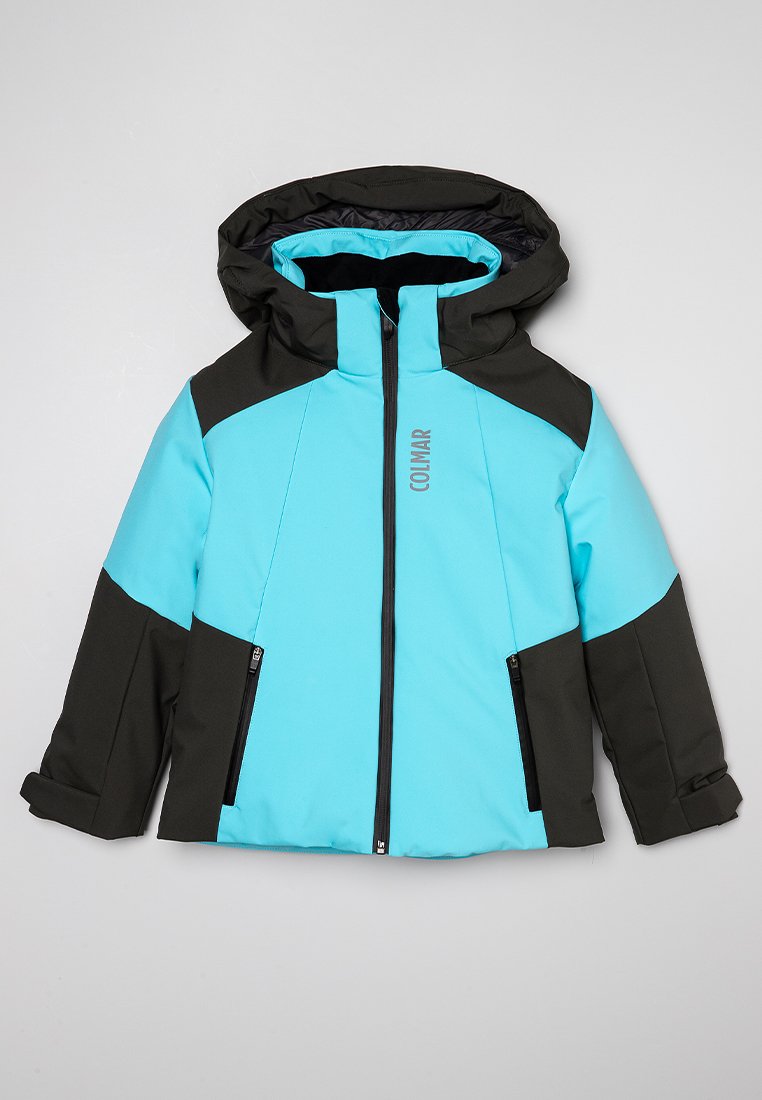 Giacca isolante blu e nera con cappuccio, dotata di una zip frontale, due tasche laterali e il nome del marchio "COLMAR" stampato sul petto.