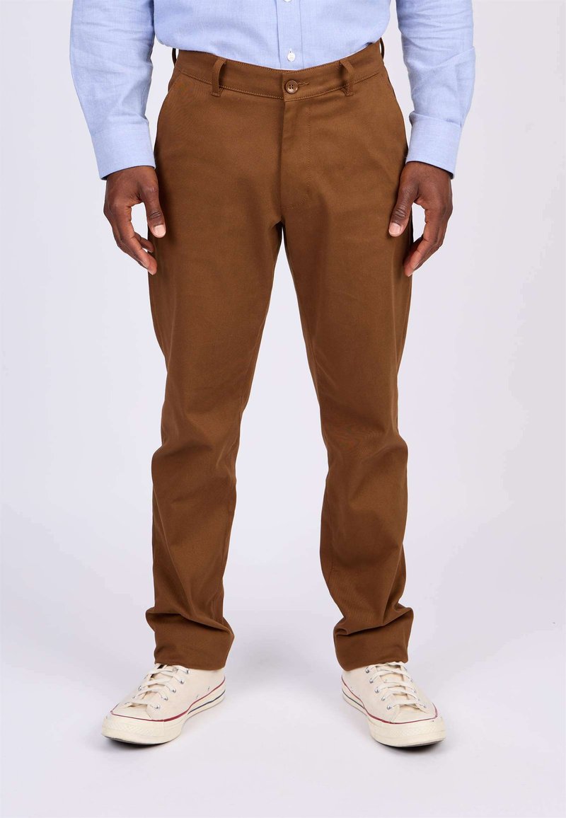 Mise au Green Chino - brown