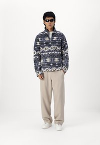 Jack & Jones JORIBIZA granatowy