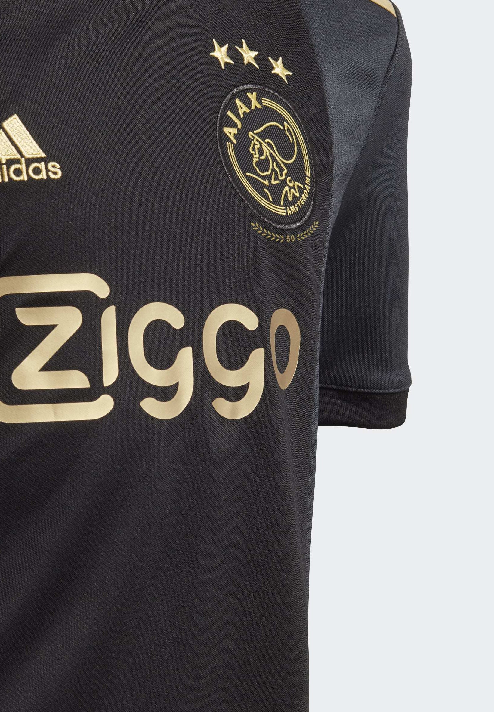Nieuw en uniek 3e shirt voor Ajax | Pre-order hem bij Unisport 