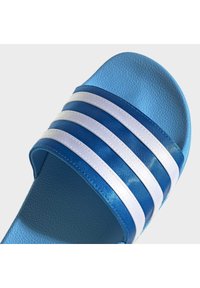 adidas Originals ADILETTE  - Natikače - blue