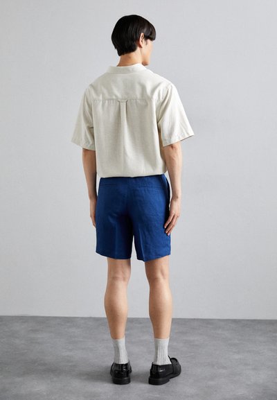 J.LINDEBERG BARON - Shorts - estate blue