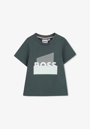 T-shirt pour bébé à manches courtes de couleur vert foncé, avec un col rond, des boutons pression sur une épaule et un logo géométrique blanc « BOSS » sur le devant.