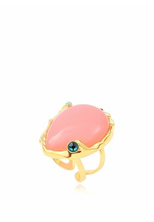 Bague en or avec une grande pierre rose en forme de larme et de petites pierres bleues d'accent sur un anneau ajustable