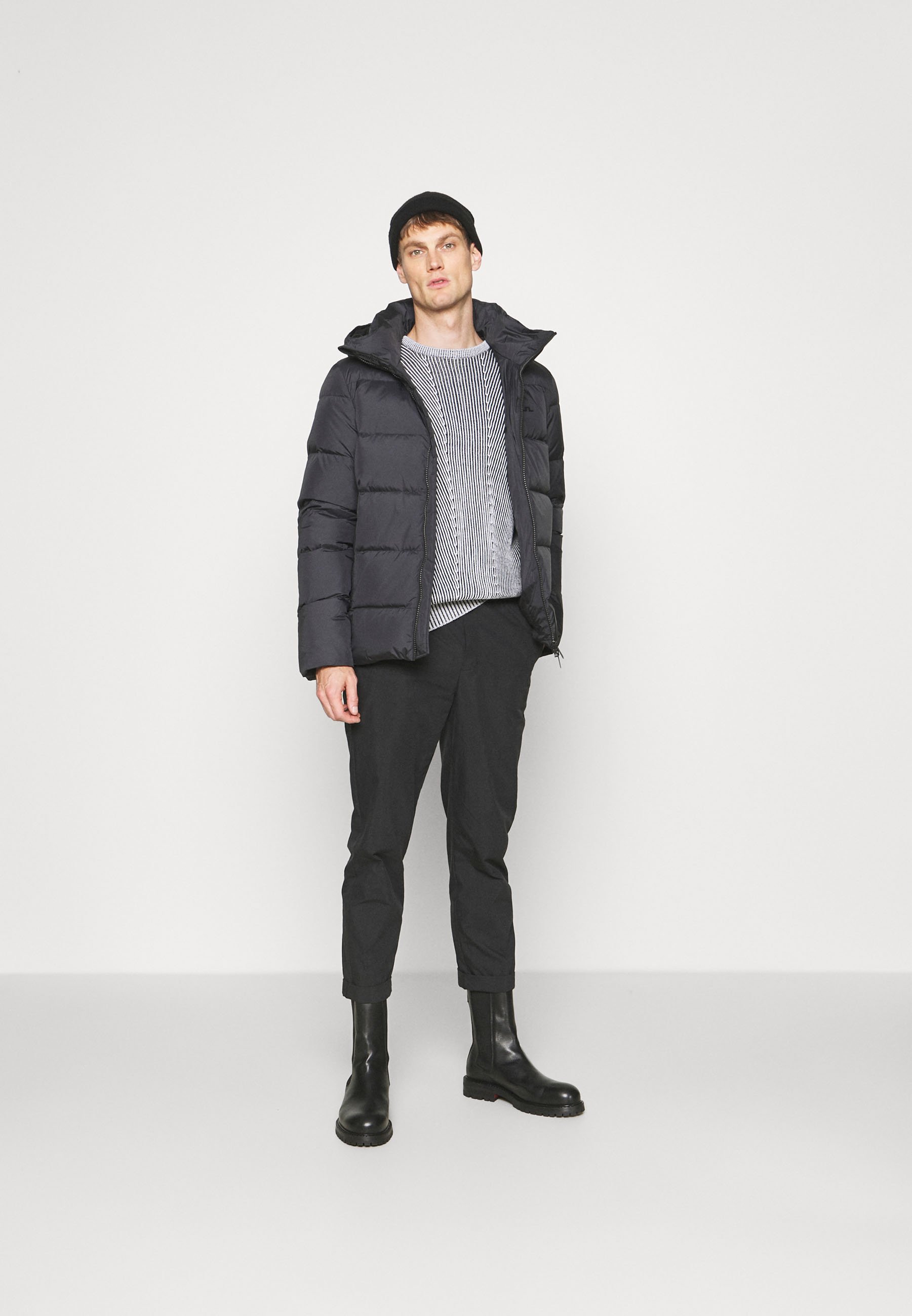 barrell stretch down jacket