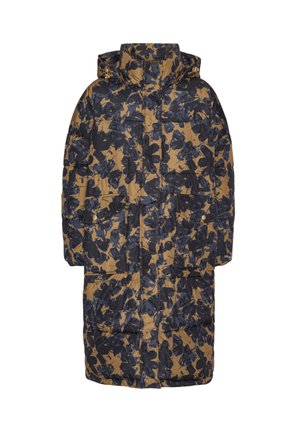 Abrigo largo tipo puff en un patrón floral en azul oscuro y marrón, con un alto cuello, cierre de cremallera y dos bolsillos frontales. Textura de tela suave.