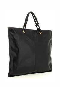 Borsa tote in pelle nera con una texture liscia, manici doppi e accessori in metallo tono oro. Presenta un design minimalista e un interno spazioso.
