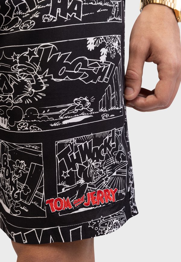TOM AND JERRY LOOSE FIT - Shorts4