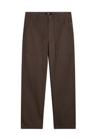 Pantaloni cargo marroni con design a gamba dritta, dotati di due grandi tasche frontali, chiusura con bottone e una texture di tessuto liscia e resistente.