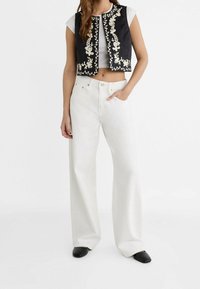 Stradivarius Bodywarmer - black