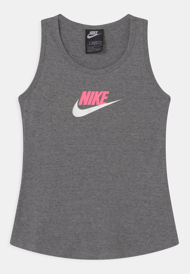 Sivi pamučni top s naramenicama s okruglim izrezom, zakrivljenim rubom i velikim ružičastim i bijelim Nike logom na prednjoj strani.