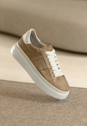 DIVE - Sneakers low - nuts