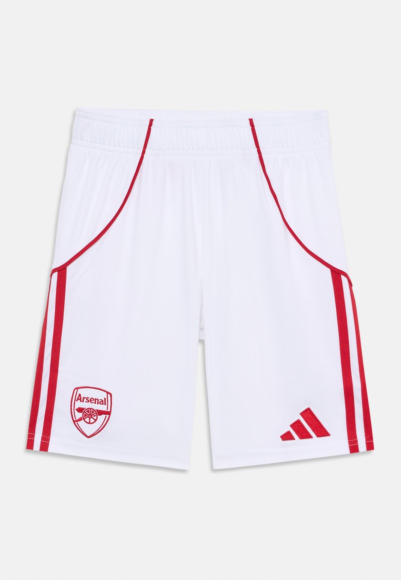 Pantalones cortos blancos con acentos rojos a los lados. Cuenta con una cintura elástica, dos bolsillos laterales y el logo del Arsenal bordado en la pierna izquierda.