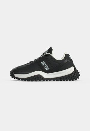 Versace Jeans Couture, FONDO HYBER - Trainers - black