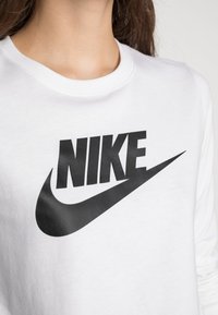 Nike Sportswear TEE ICON - Ilgarankovis viršutinės dalies drabužis - white/black