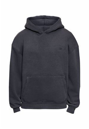 Felpa con cappuccio grigio scuro con tasca a marsupio frontale, polsini e orlo a coste, e logo sottile in rilievo sul petto sinistro.