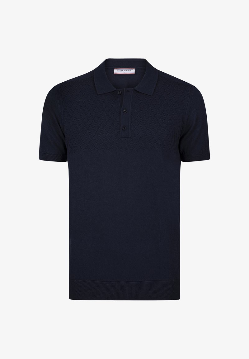 Námořnická modrá polo košile s krátkým rukávem, texturovaným diamantovým vzorem na hrudi, s třemi knoflíky a žebrovanými manžetami a lemem.