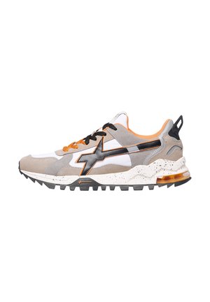 BREEZE - Sneaker low - weiß/grau