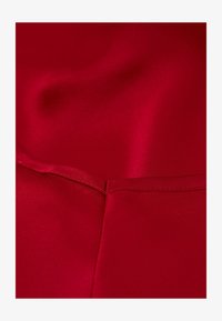 Sélectionné, red