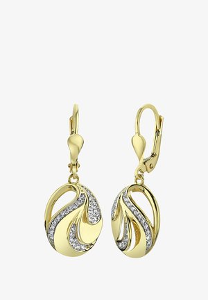 Boucles d'oreilles pendantes en ton or avec un design ondulé, ornées de pierres précieuses translucides le long de la courbe, et dotées d'un fermoir à clapet pour un port sécurisé.