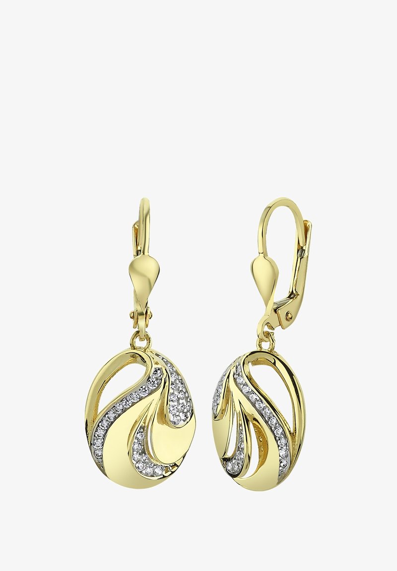 Boucles d'oreilles pendantes en ton or avec un design ondulé, ornées de pierres précieuses translucides le long de la courbe, et dotées d'un fermoir à clapet pour un port sécurisé.