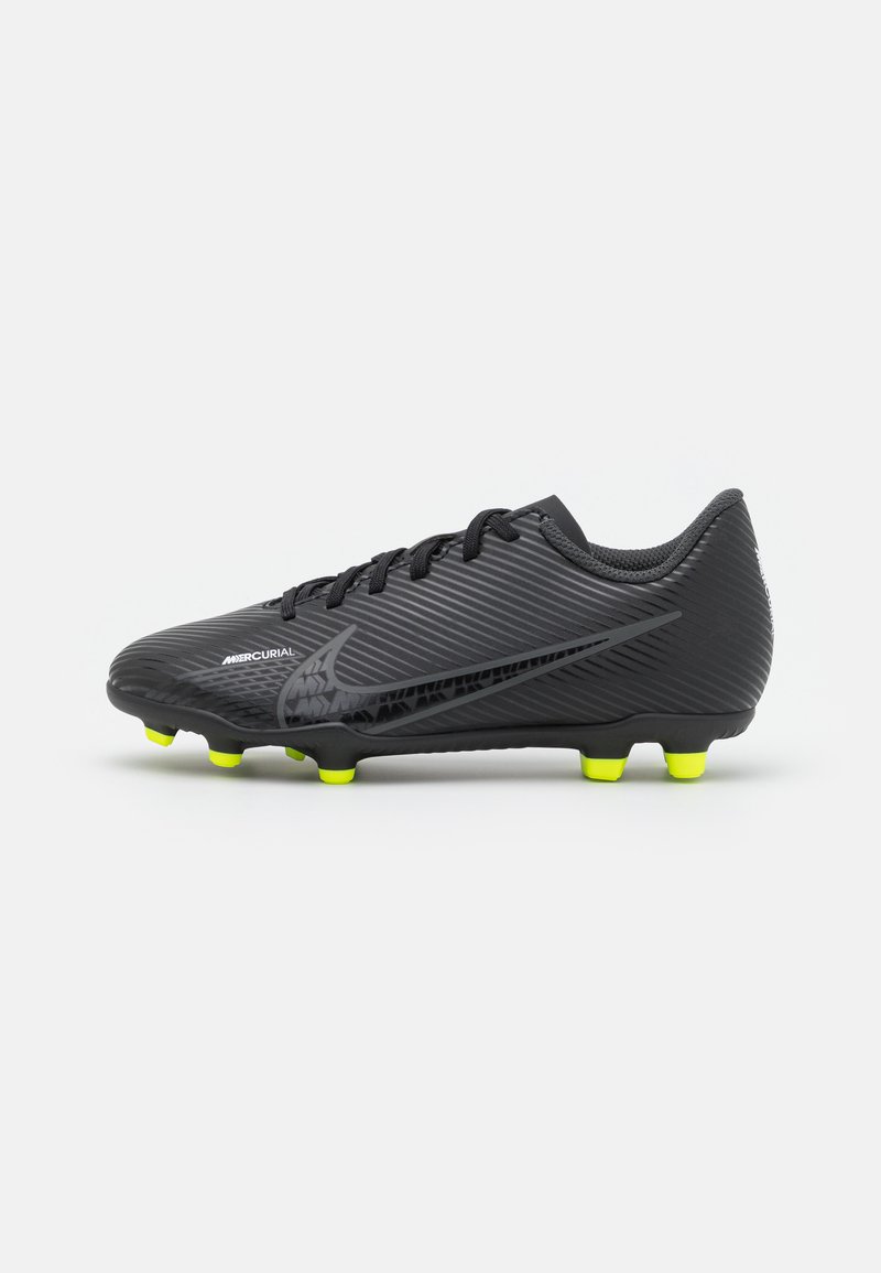 nike mercurial vapor studs