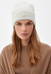 s.Oliver Muts - off white
