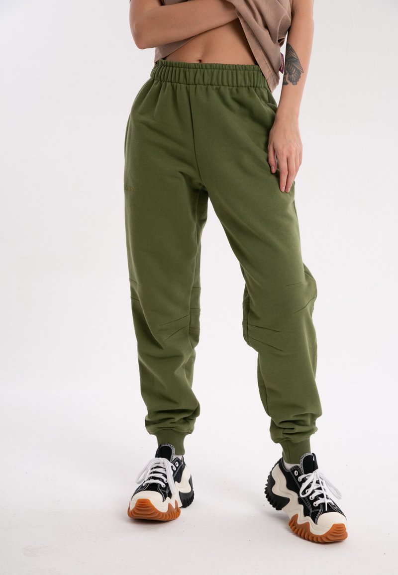 ET NOS JOGGERS Tracksuit bottoms khaki Zalando