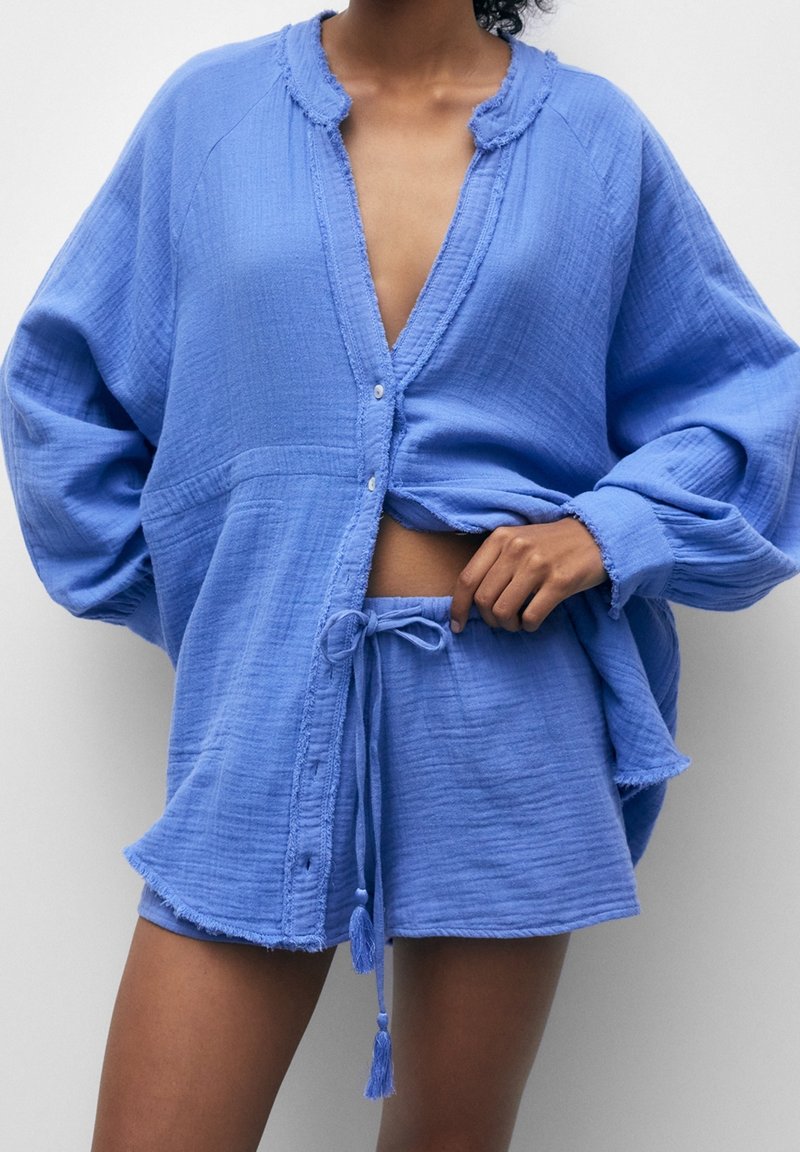 PULL&BEAR Shorts - blue