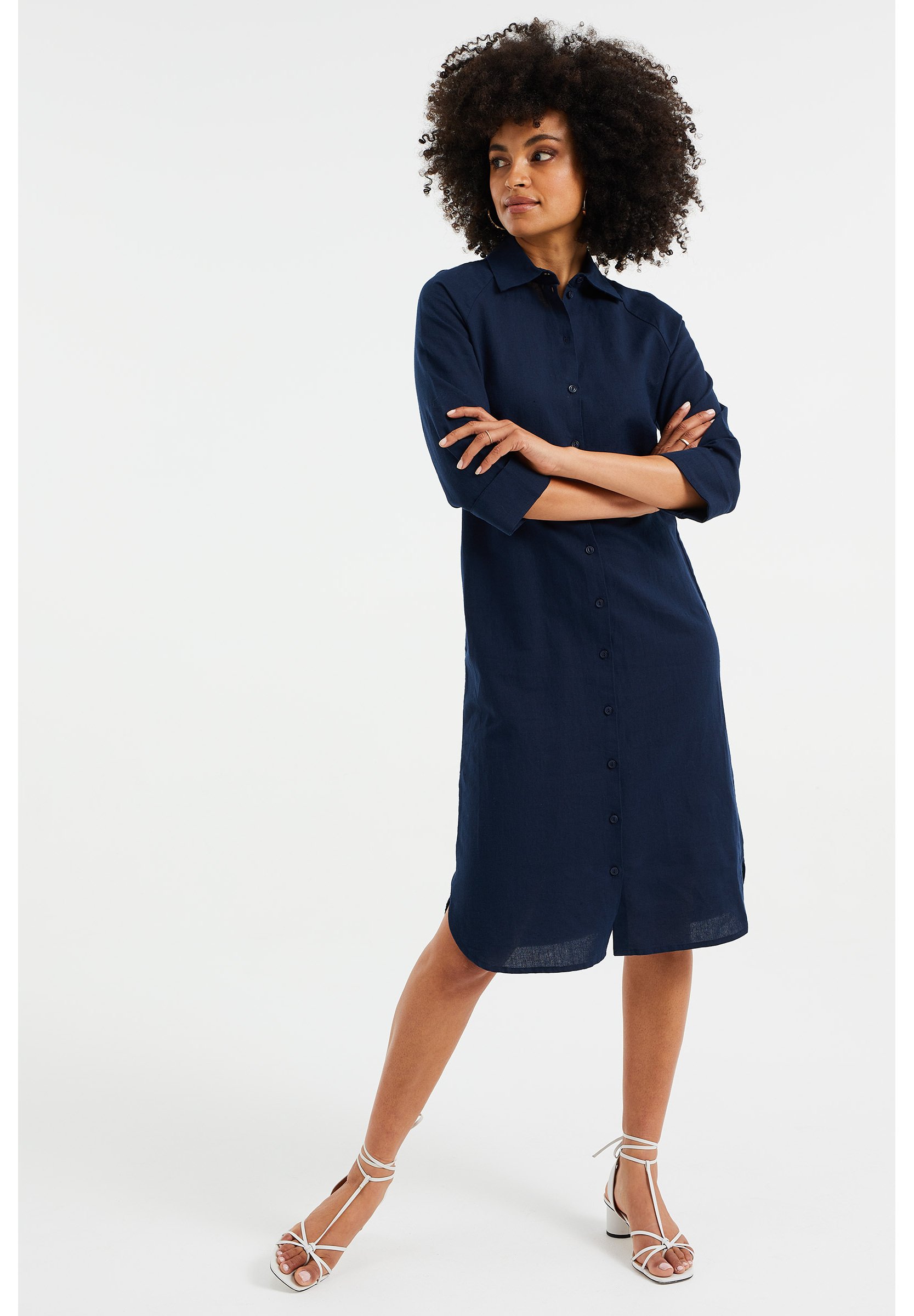 ➤ Como combinar vestido azul eléctrico - Looks de invitada