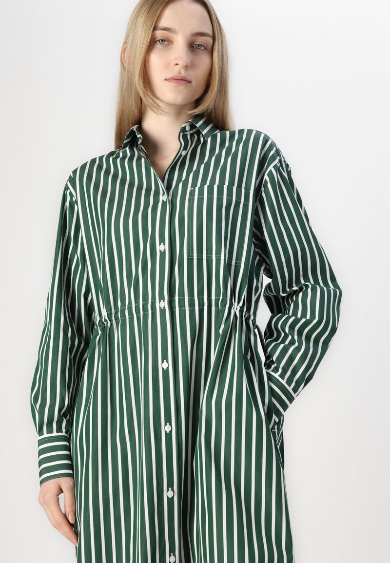 Lacoste Shirt dress - green/white/green - Zalando