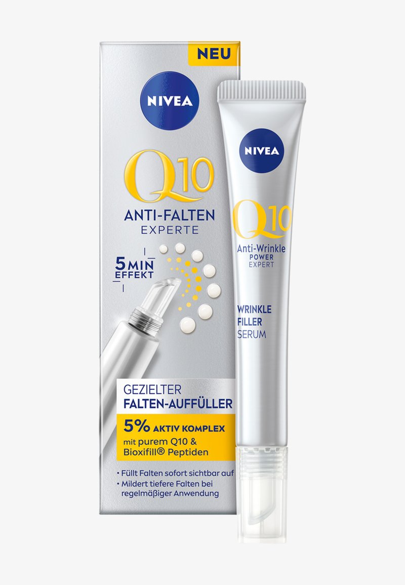 NIVEA Q10 Anti-Falten-Serum in einer silbernen Tube mit einer klaren Applikatorspitze. Die Verpackung zeigt gelbe und blaue Schrift auf grauem Hintergrund.