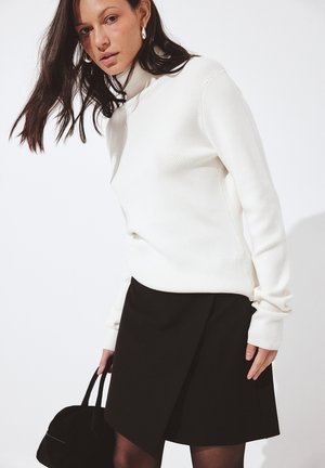 HEAVY - A-lijn rok - black