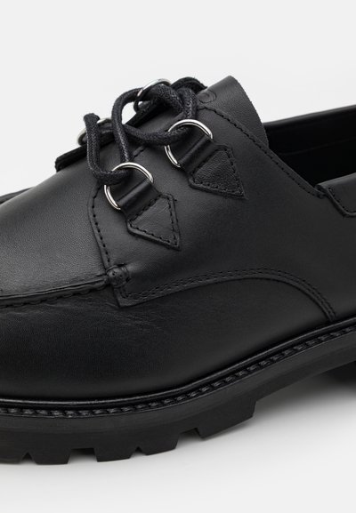 The Kooples CHAUSSURES - Šněrovací boty - black