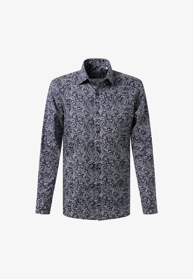 Camicia da uomo a maniche lunghe con bottoni, con un intricato motivo paisley blu navy e bianco e colletto a punta su sfondo bianco.