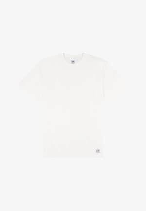 T-shirt bianca semplice a maniche corte con scollo rotondo e piccole etichette del marchio Lee sul collo e sull'orlo inferiore.