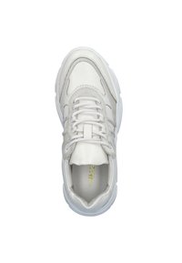 Sneaker in white with textured leather and suede accents. Features a padded tongue, thick sole, and flat laces. Subtle logo in gold.