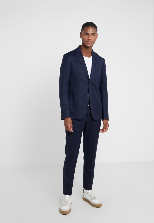 Suit - navy