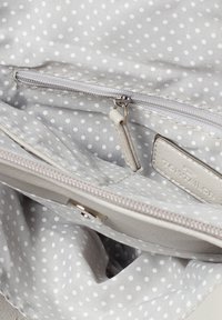 TOM TAILOR TTJUNA - Handbag - light grey