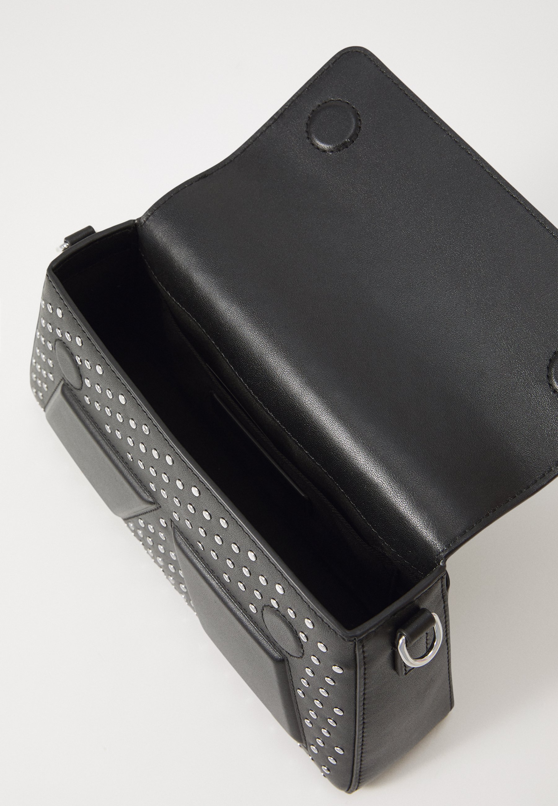 バッグ 00s Karl Lagerfeld body bag studs bk Y2K KARL LAGERFELD IKON SOFT CROSSBODY STUDS - Cross body bag - black