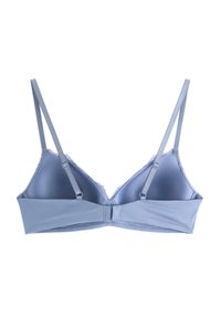 Soutien-gorge triangolare blu chiaro con spalline regolabili e bordatura in pizzo, in mostra con una vista posteriore con chiusura a gancio e occhiello.
