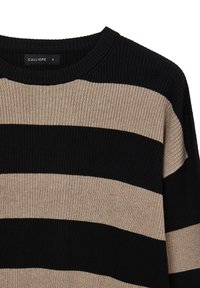 Schwarz-beige gestreifter Pullover mit geripptem Muster und Rundhalsausschnitt; aus Strickstoff und mit dem Etikett "CALLIOPE S."