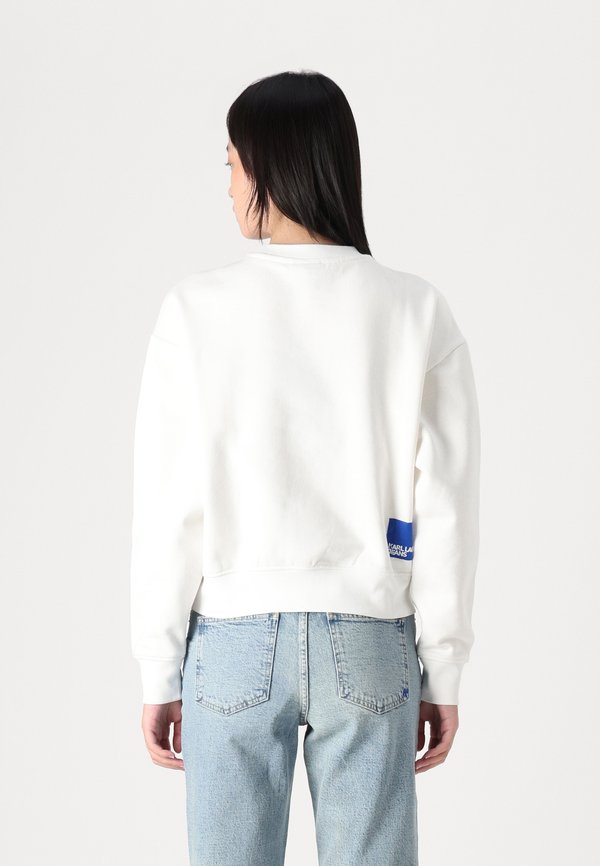 ESSENTIAL LOGO  - Sweatshirt4