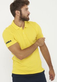 Sélectionné, yellow