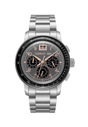 Nerezové chronografické hodinky Cerruti 1881 s čiernym ciferníkom, ružovo-zlatými ručičkami a indexmi, tromi subciferníkmi, zobrazením dátumu a náramkom z kovových článkov.