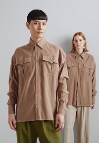 HOUSE OF JAFFA UTILITY UNISEX - Košeľa - beige